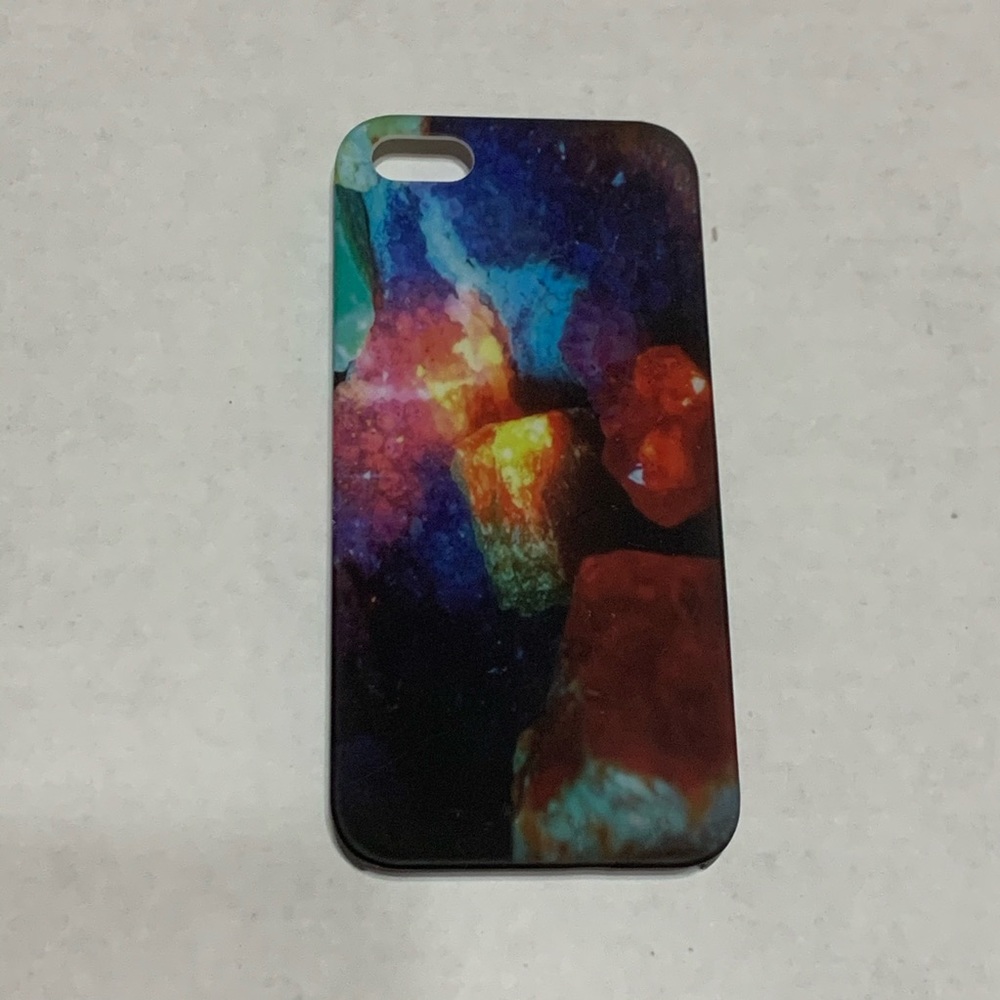 ADD FOR $1 ON BUNDLES Claire’s iPhone 5/5s/SE Case
